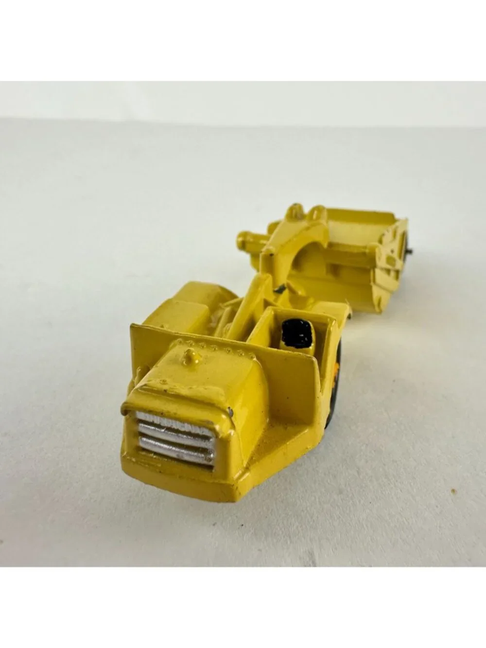 Michigan Scraper No 8108 Hong Kong Die Cast Yellow